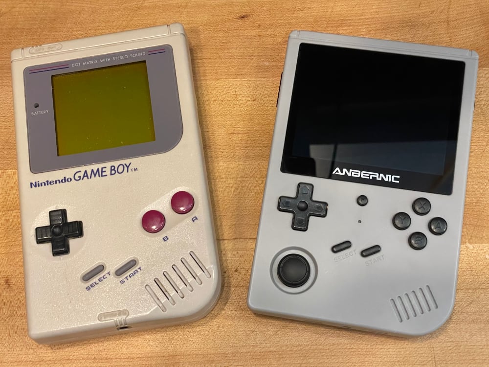 The Anbernic RG351v